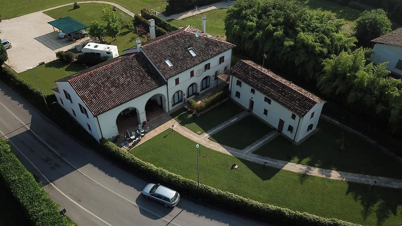 Agriturismo Terra Di Zosagna Breda di Piave 0*,  Италия